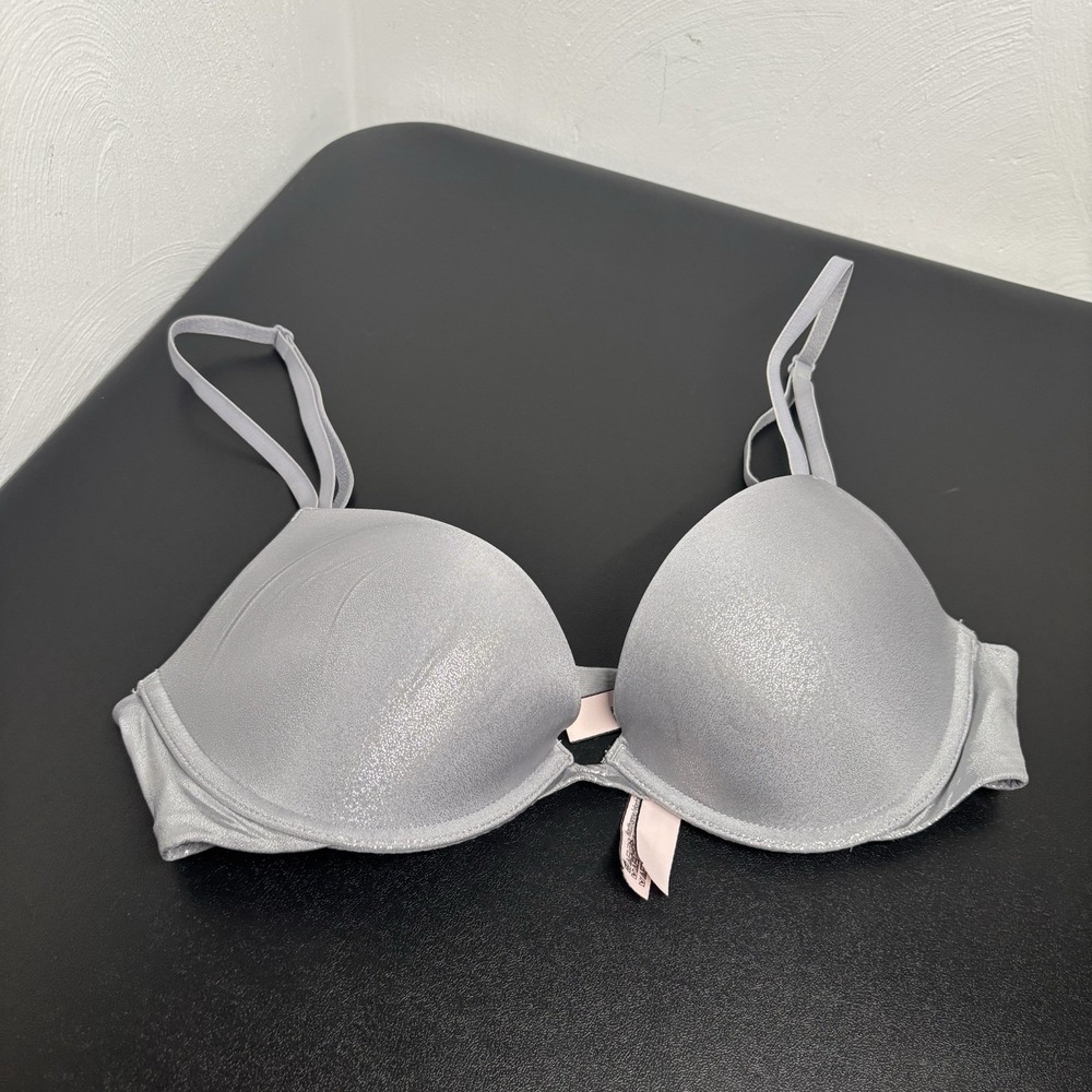 Victoria's Secret Padded Plunge Bra Silver Shimmer Convertible Straps 32C